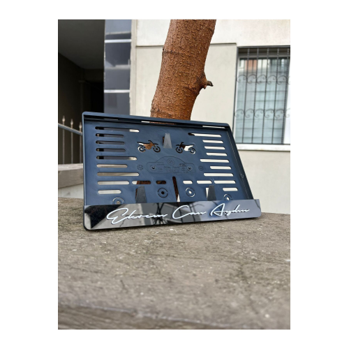 Motor Plakalık Isimli Kişiye Özel Lazer Kesim Takmatik Pleksi İmza Fontu ( 1 Adet ) Motor Plakalık Isimli Kişiye Özel Lazer Kesim Takmatik Pleksi İmza Fontu ( 1 Adet )
