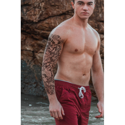 Geçici Kurukafa Ve Saat Kol Dövme Tattoo Geçici Kurukafa Ve Saat Kol Dövme Tattoo