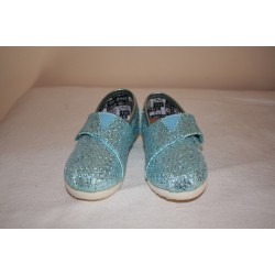 Toms Marka Kız Çocuk Ayakkabısı Toms Marka Kız Çocuk Ayakkabısı