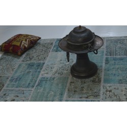 Bej ve mavi el yapımı halı